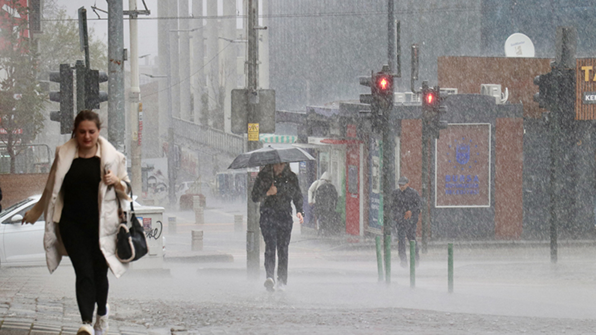 Bursa için sarı alarm: Kuvvetli yağış kapıda