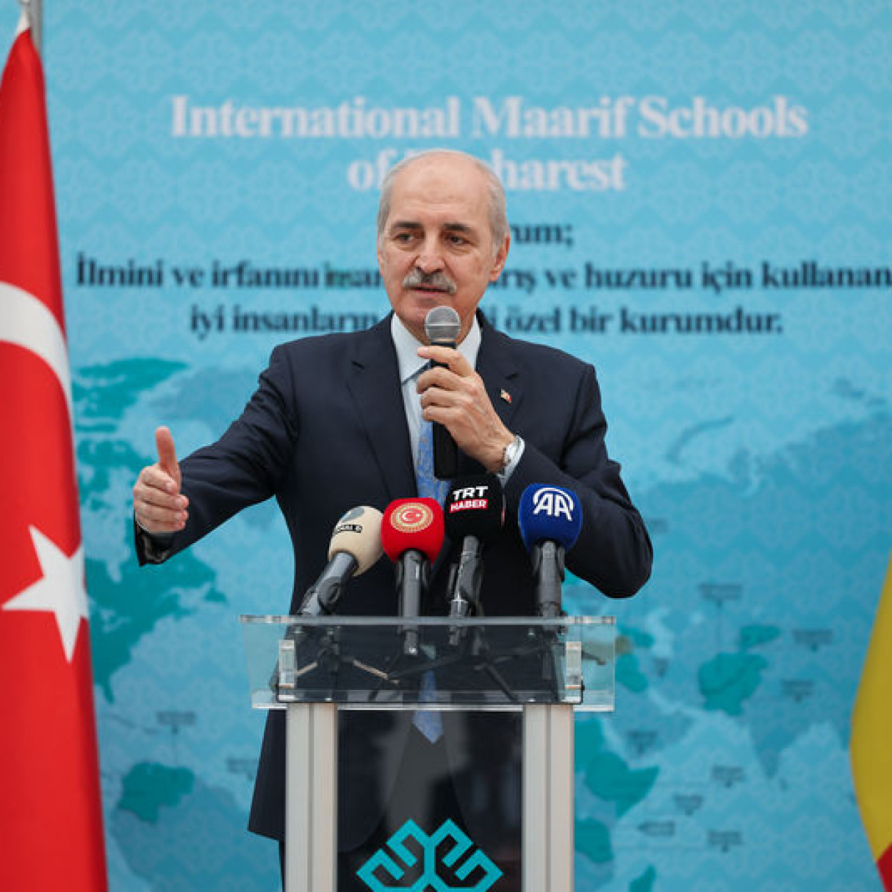 'İnsani değerlerin yanındayız'