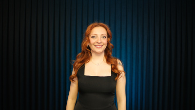 Karlar Ülkesi Elsa'nın ve K-Pop İblis Avcıları Rumi'nin sesi Begüm Günceler Göker merak edilenleri anlattı