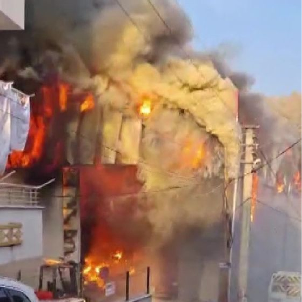 7 kişinin öldüğü fabrika yangını davasında ara karar