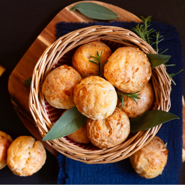 Bu küçük lokmalar hangi ülkenin sokak lezzeti?