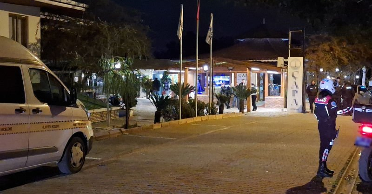 Adana'darestoranda silahlı kavga sonucunda ölü veyaralı