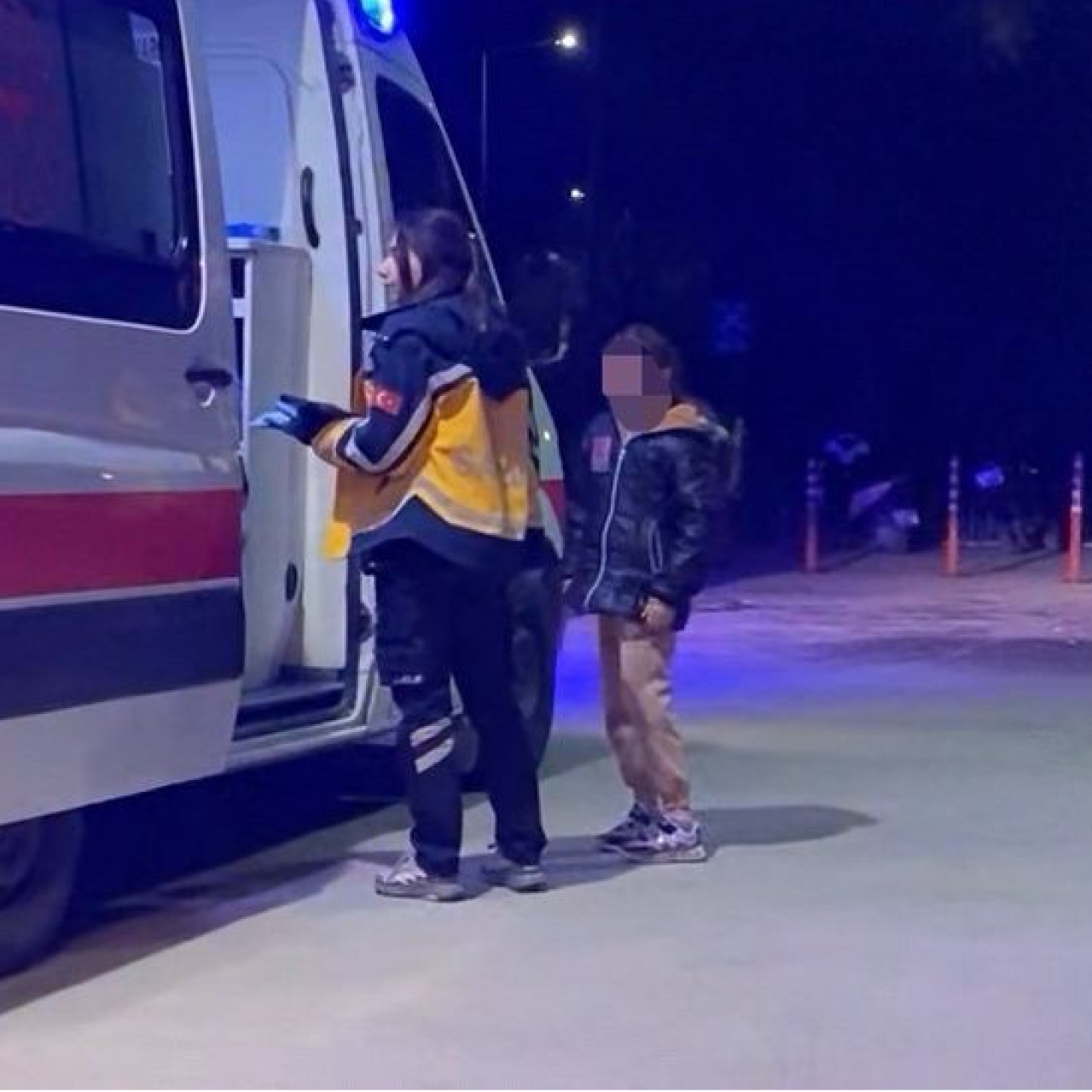 Tavuk yiyen 25 kişi zehirlendi 