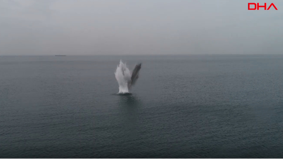 MSB: Karadeniz'de 275 şüpheli cisim imha edildi