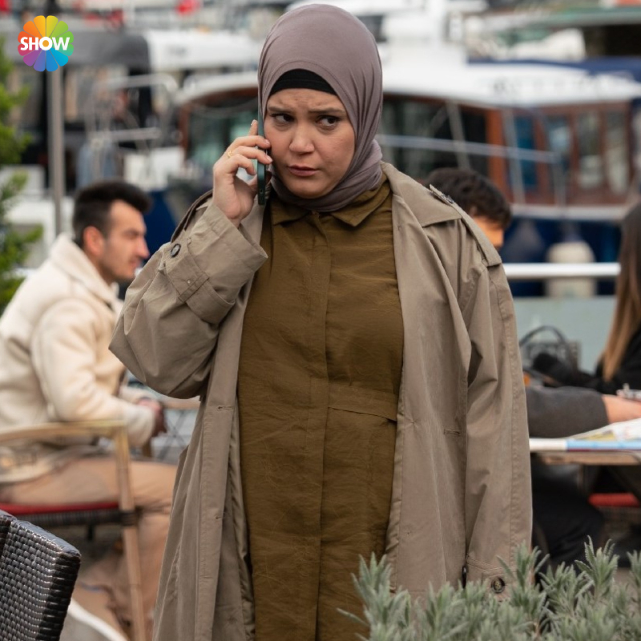 Nilay köşeye sıkıştı