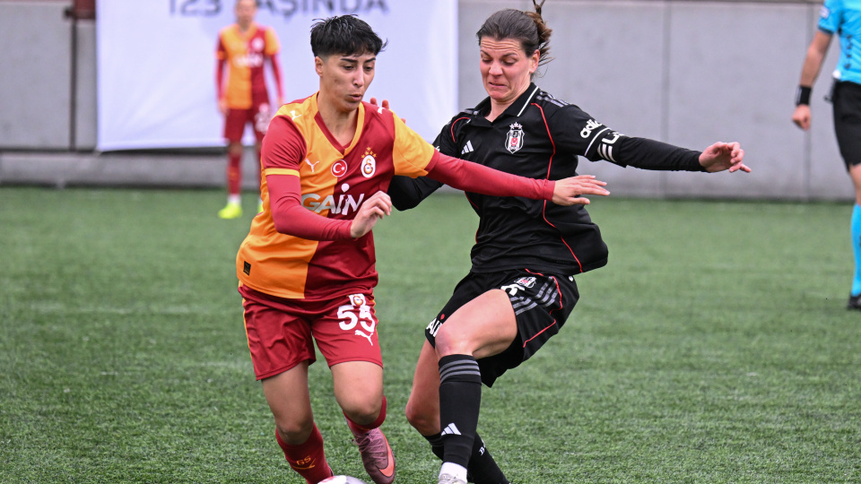 8 gollü müthiş derbi!