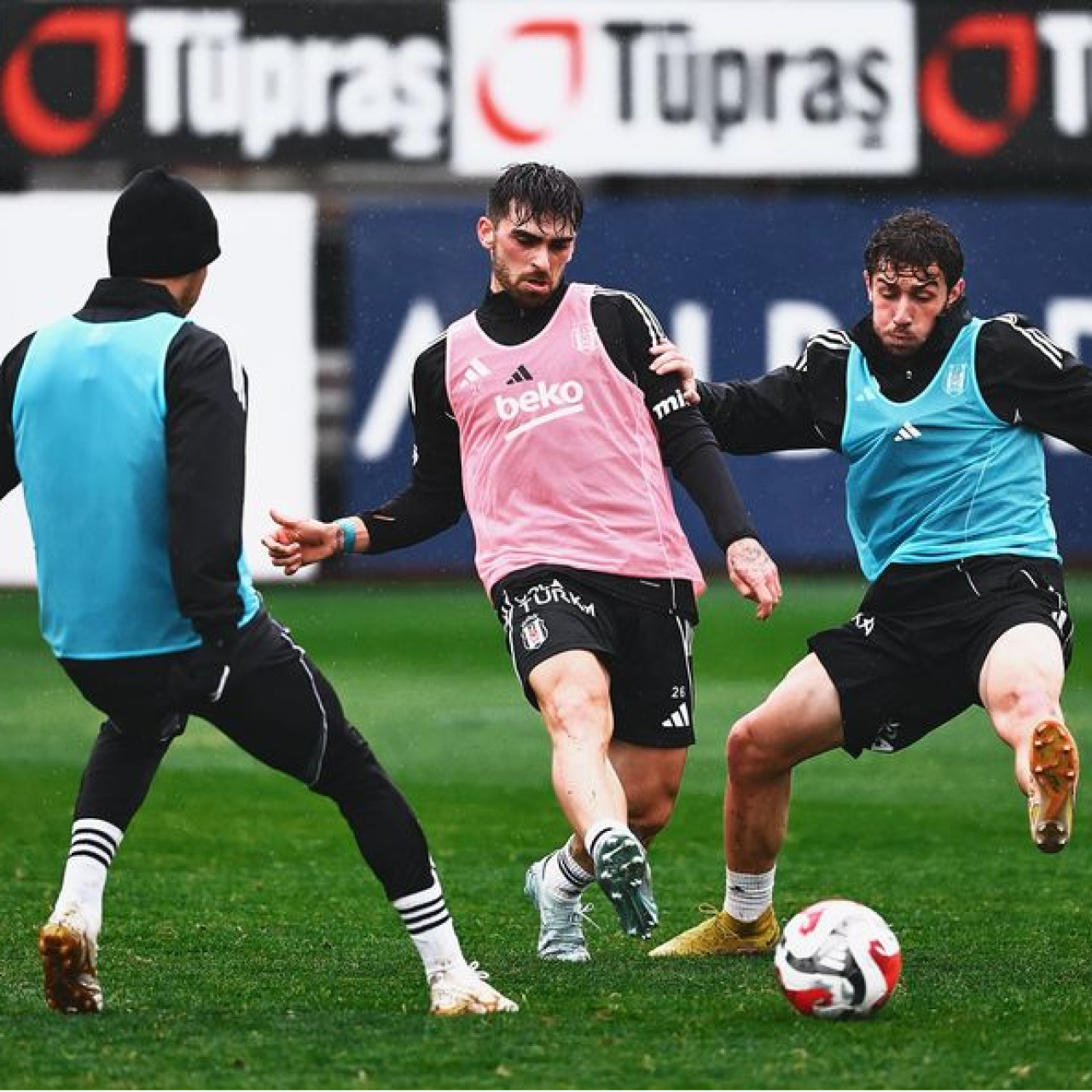 Beşiktaş, derbi hazırlıklarını sürdürdü!