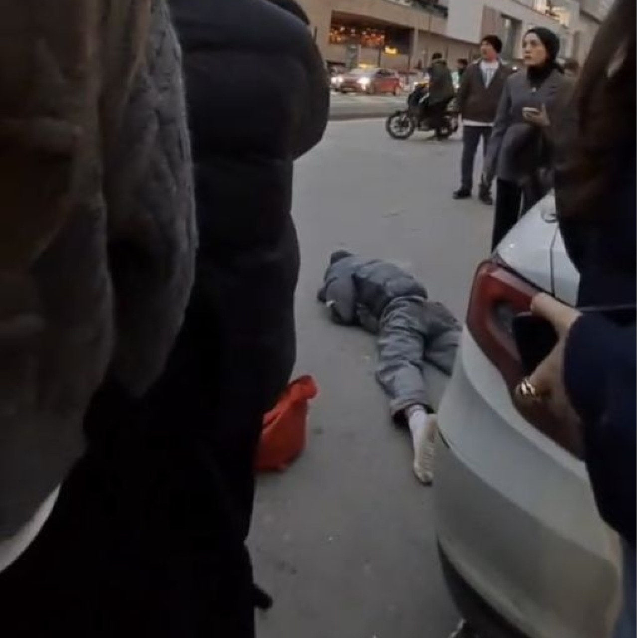 Motosiklet bebek arabasına çarptı! Arya bebek hayatını kaybetti!