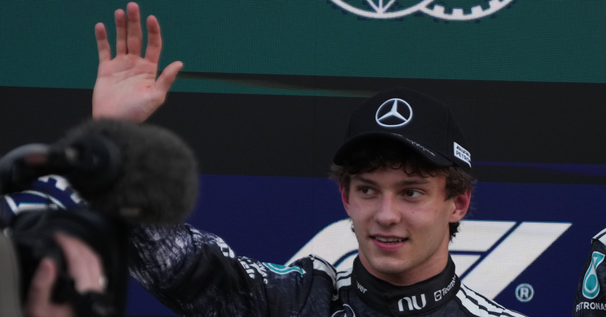 Kimi Antonelli Japonya Grand Prix'ukazandı!