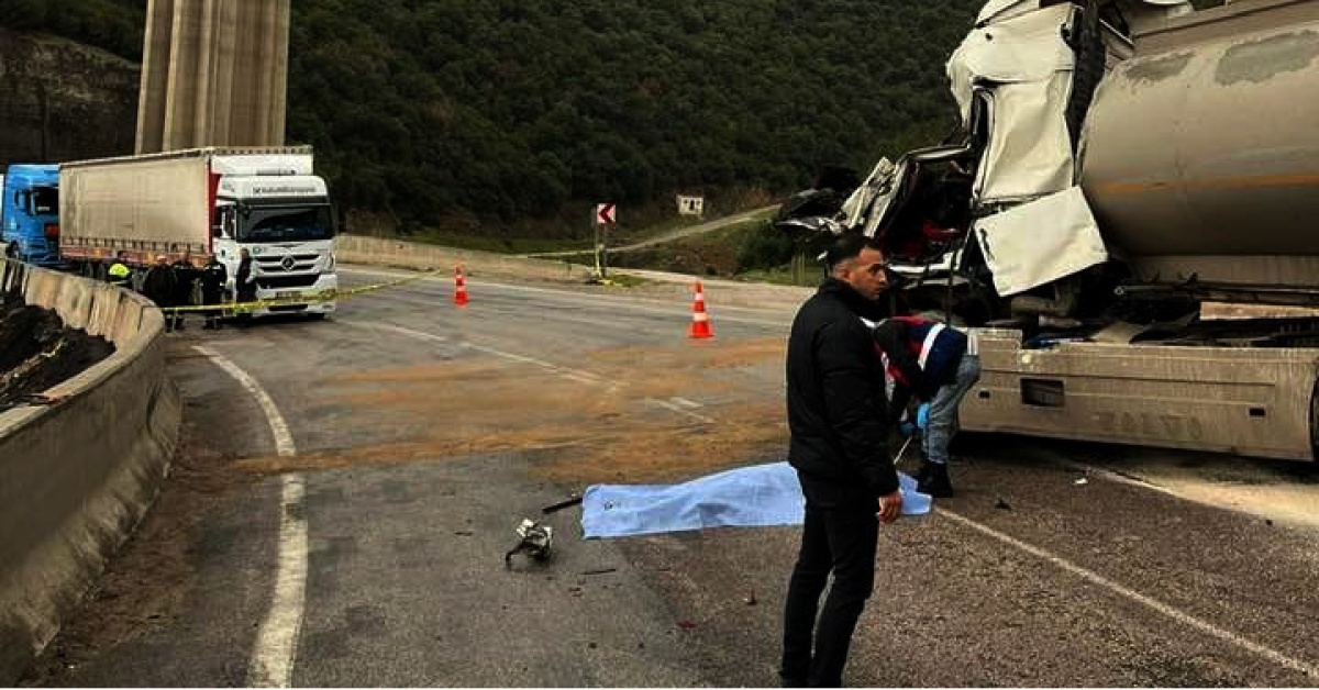 Gaziantep'de Tanker Kafa Kafaya Çarpışı: Ölü ve Yaralı