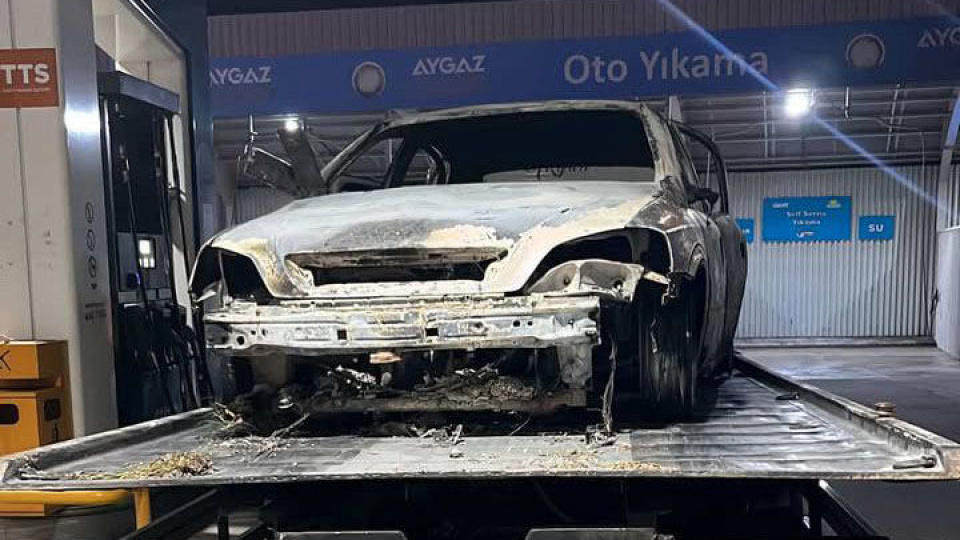 Yanan araçtan insan kemikleri çıktı!