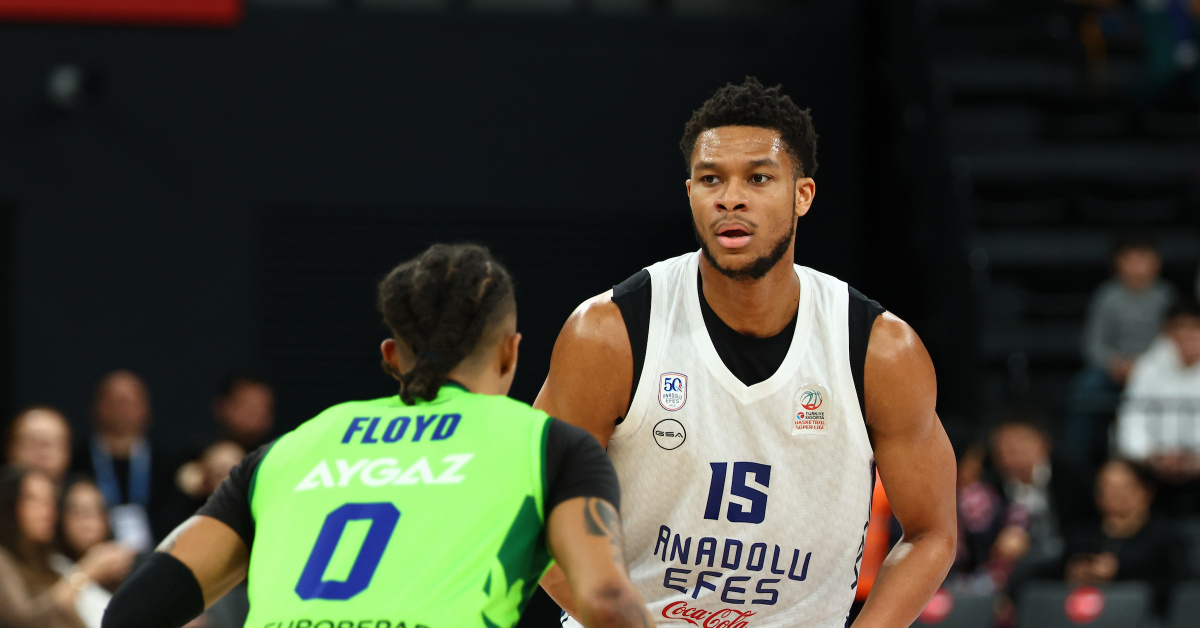 Anadolu Efes TOFAŞ'ımağlup ediyor