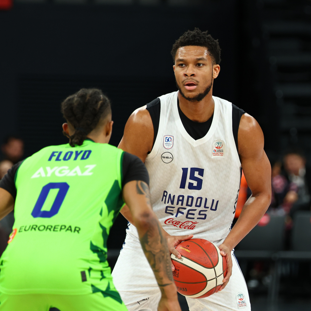 Anadolu Efes, evinde TOFAŞ'a geçit vermedi!