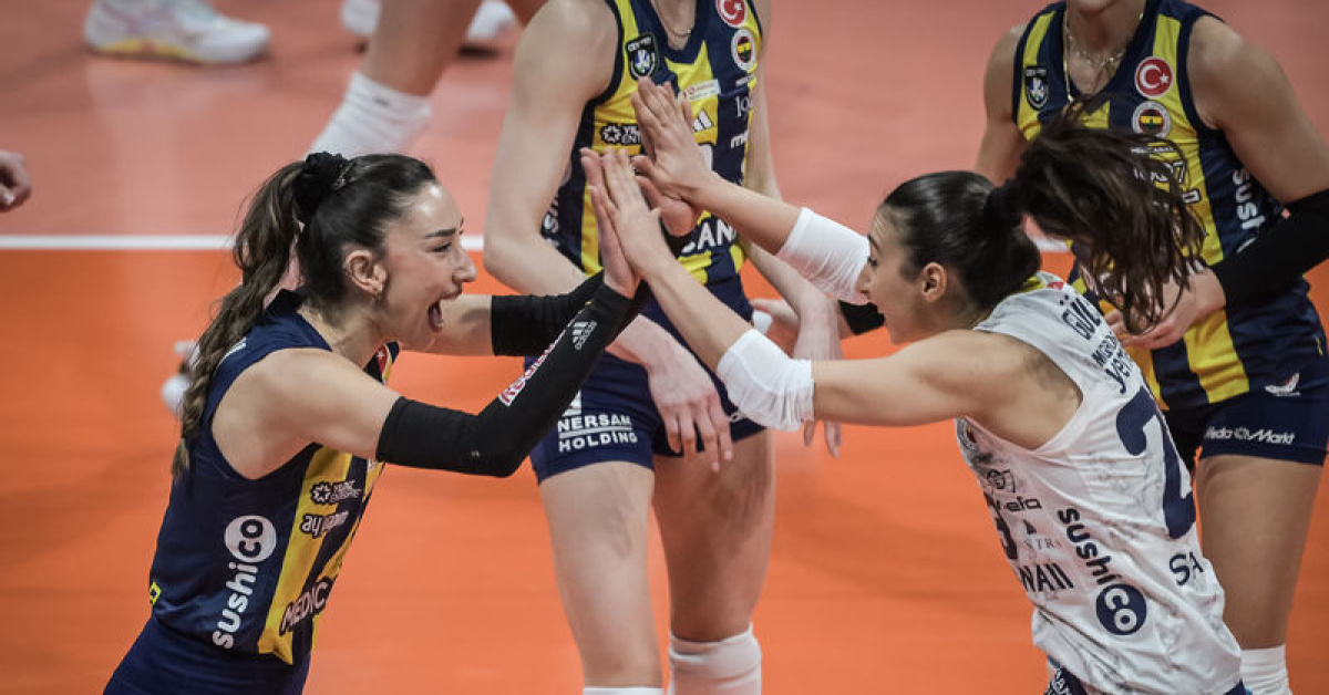 Fenerbahçe Medicana Zerenspor'u 3-0 Mağlup Ediyor