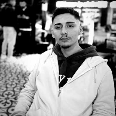 Genç sürücü feci kazada öldü!