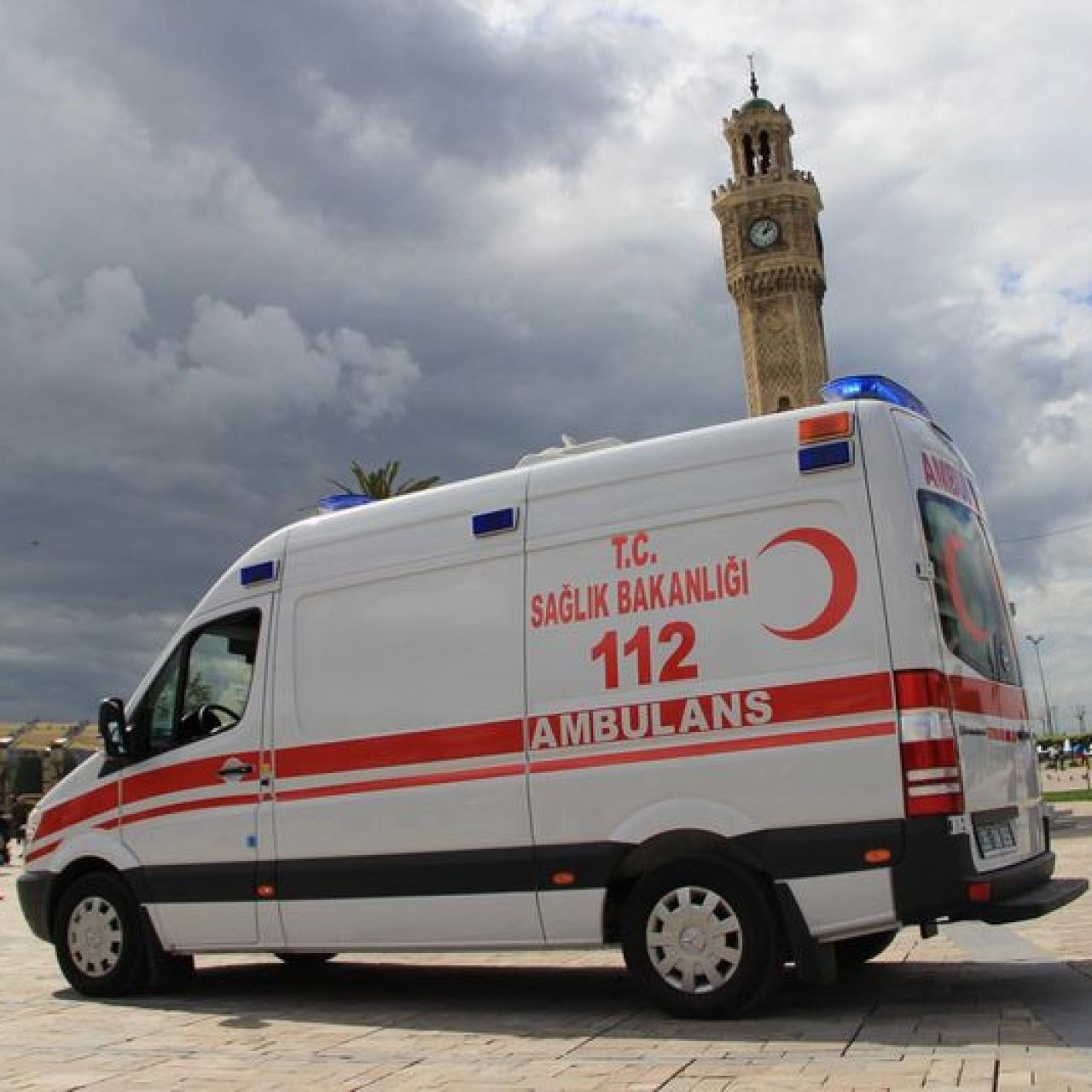 İzmir'de korkunç olay! Kayalıkların arasında bebek cesedi!