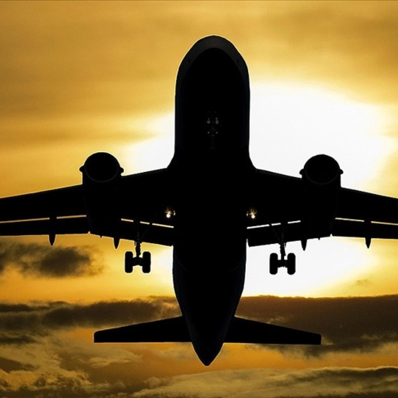 ABD'de uçak biletlerine zam endişesi