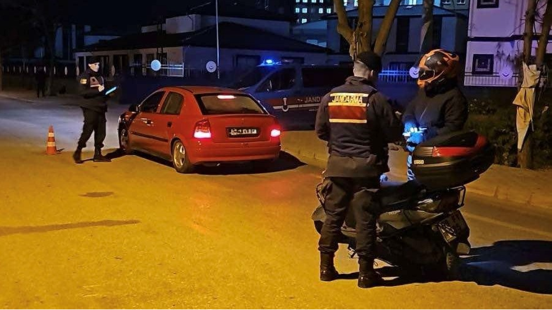 Aydın'da 'ÇEMBER-118' Operasyonu: 59 Şüpheli Yakalandı