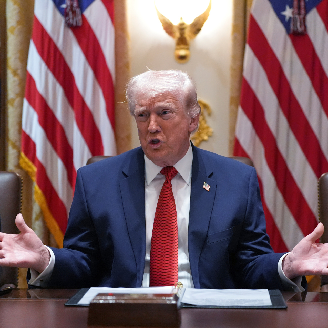 "Önce Amerika" mı "önce savaş" mı?