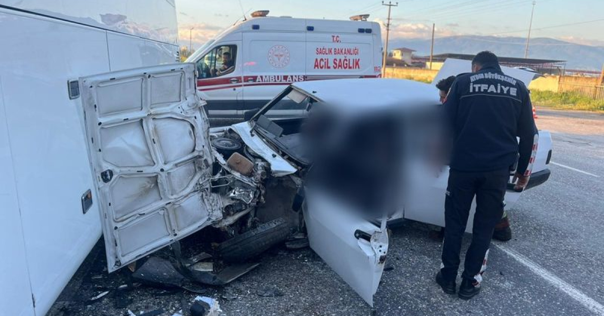 Aydın'da Otobüs ve Araba Çarpışından Kişi Ölümü