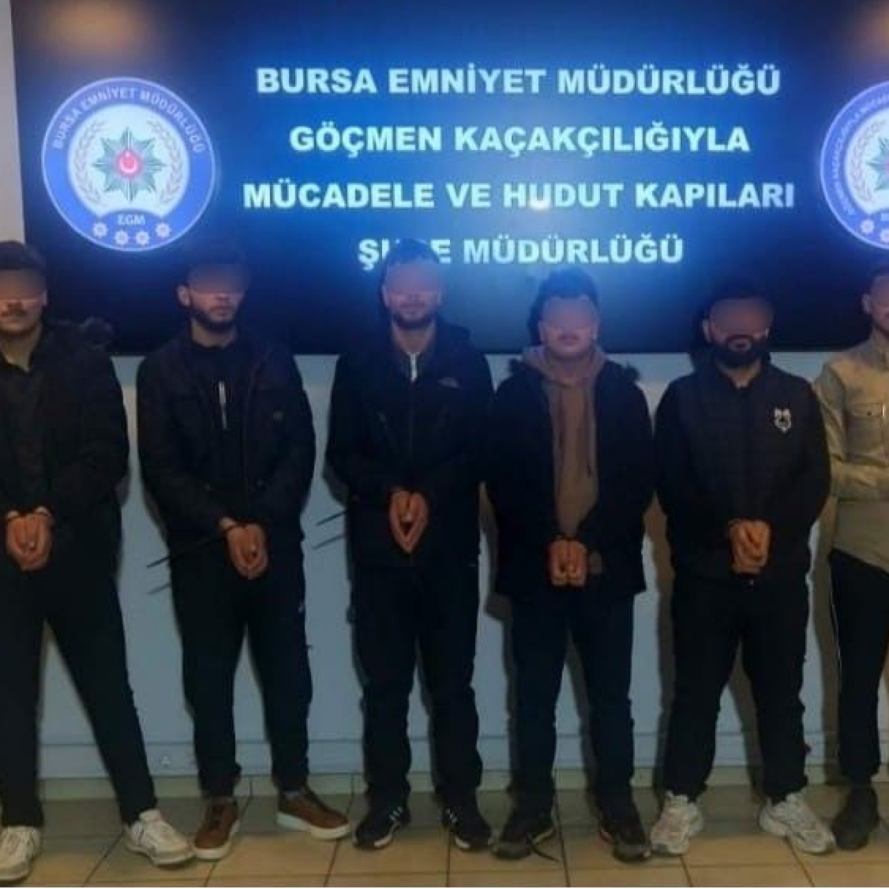 17 kaçak göçmen yakalandı 