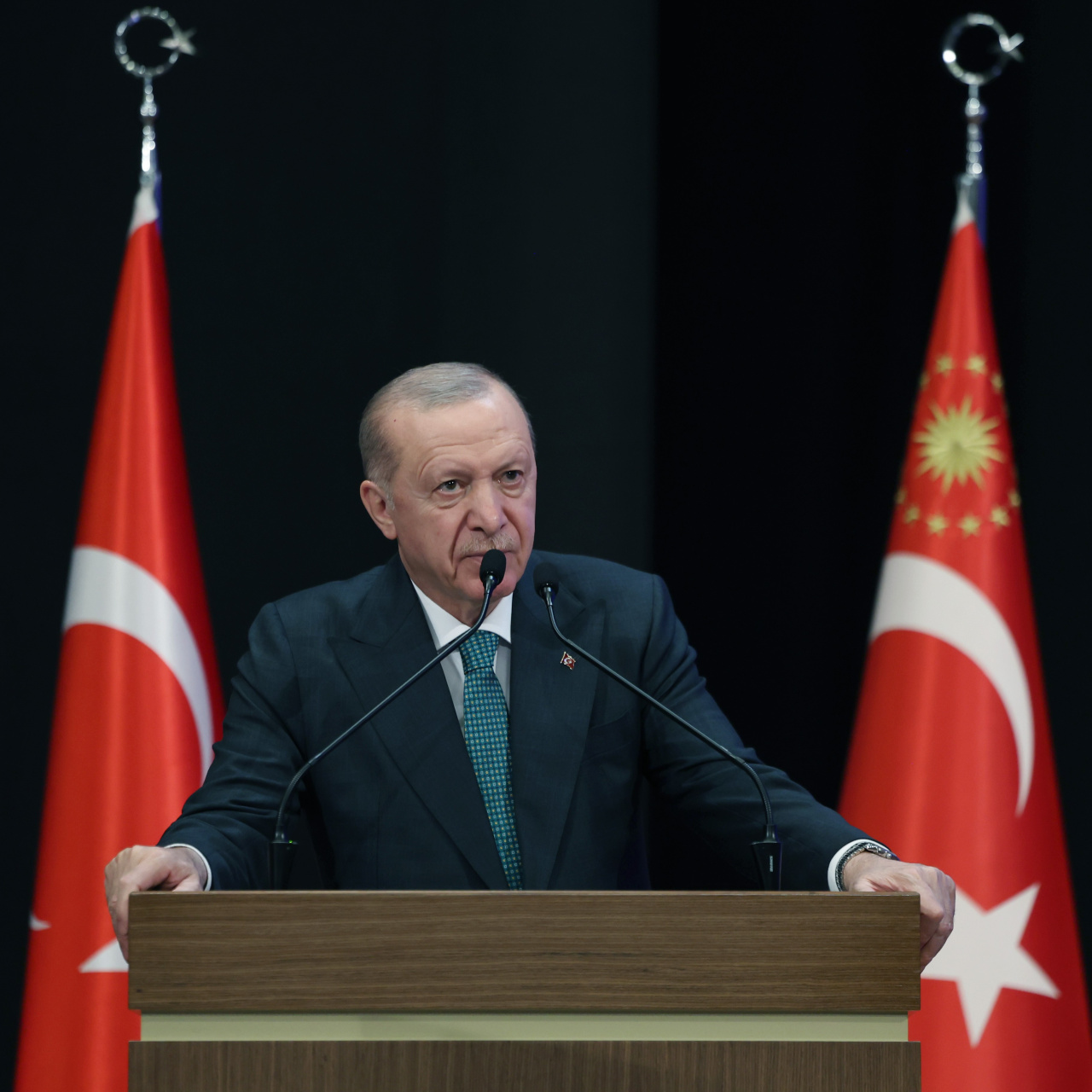 Cumhurbaşkanı'ndan, Özel'e suç duyurusu