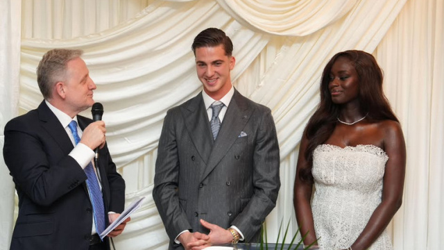 Milli futbolcu evlendi