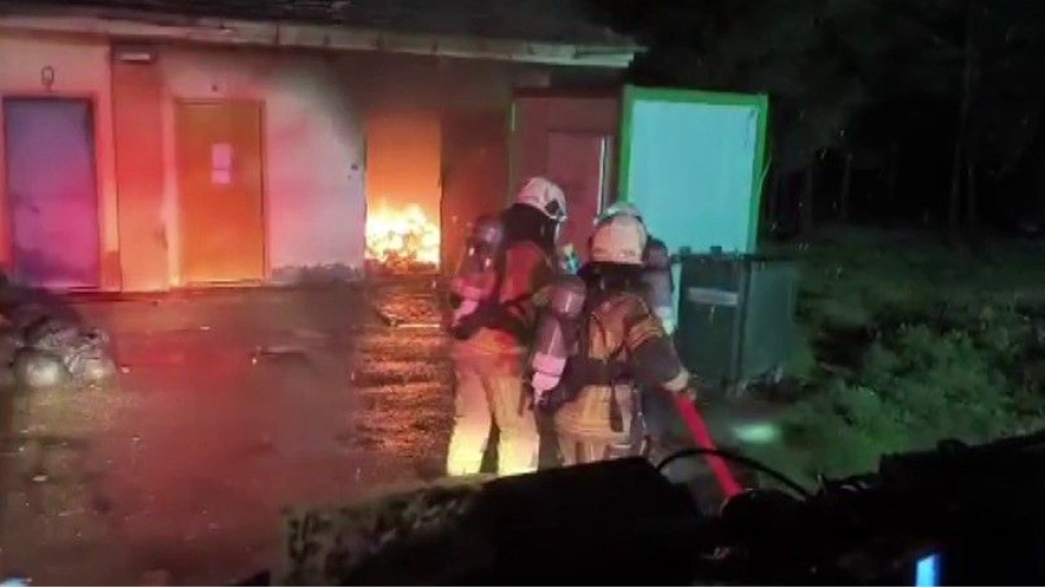 Tıbbi atık deposunda korkutan yangın