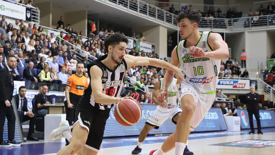 Beşiktaş GAİN'de Emir Adıgüzel ameliyat oldu!