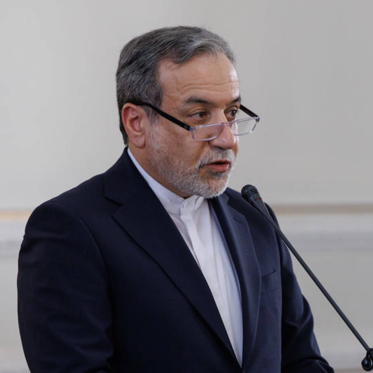 İran: Suudi Arabistan'a saygı duyuyoruz