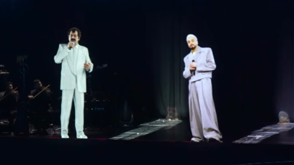 Müslüm Gürses ile düet yaptı