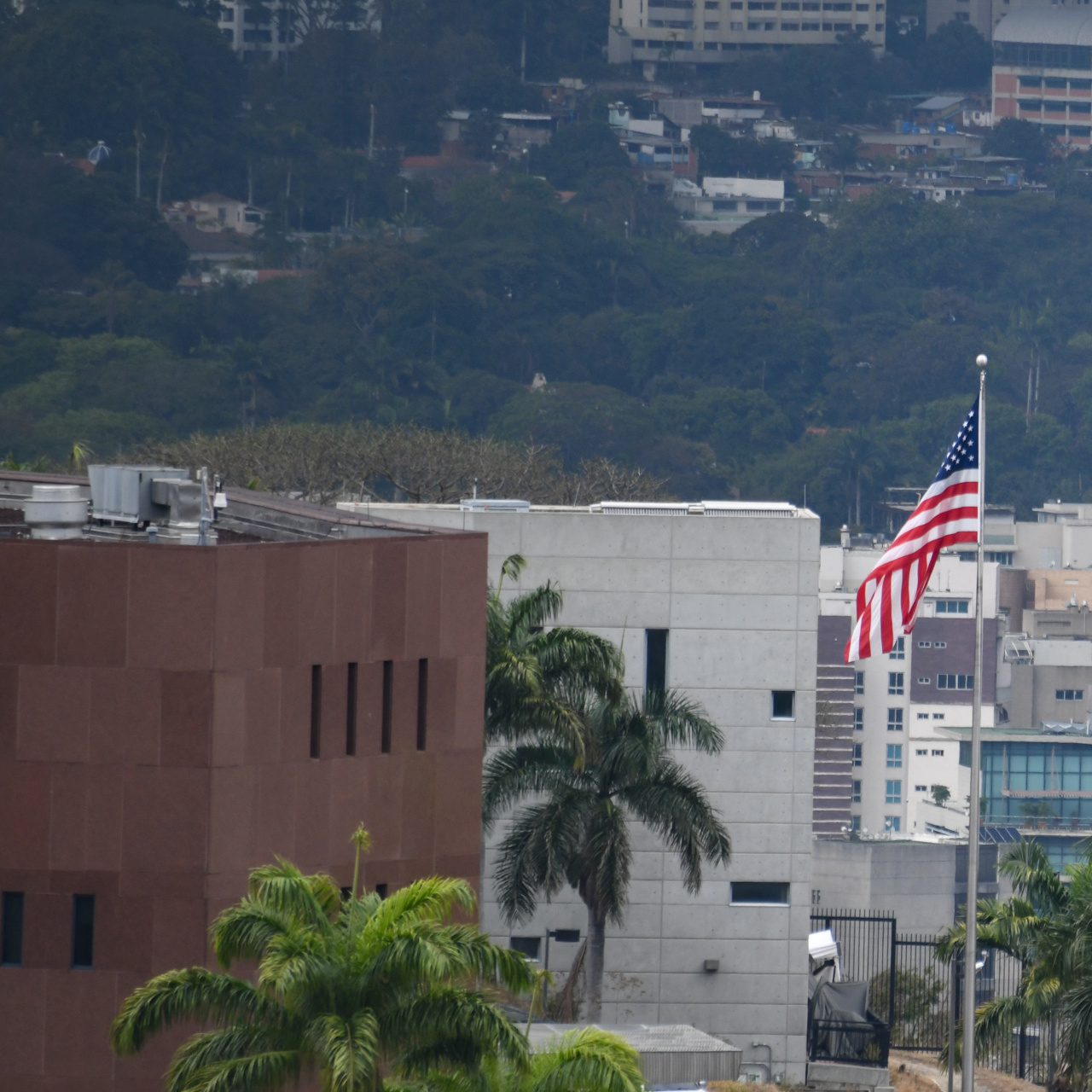 ABD Büyükelçiliği 7 yıl sonra açıldı