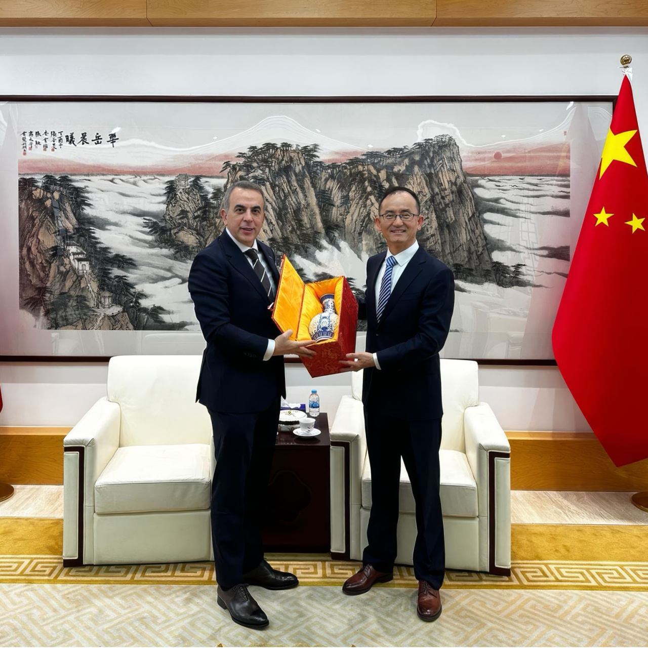 DEİK’ten Çin Büyükelçiliği’ne ziyaret