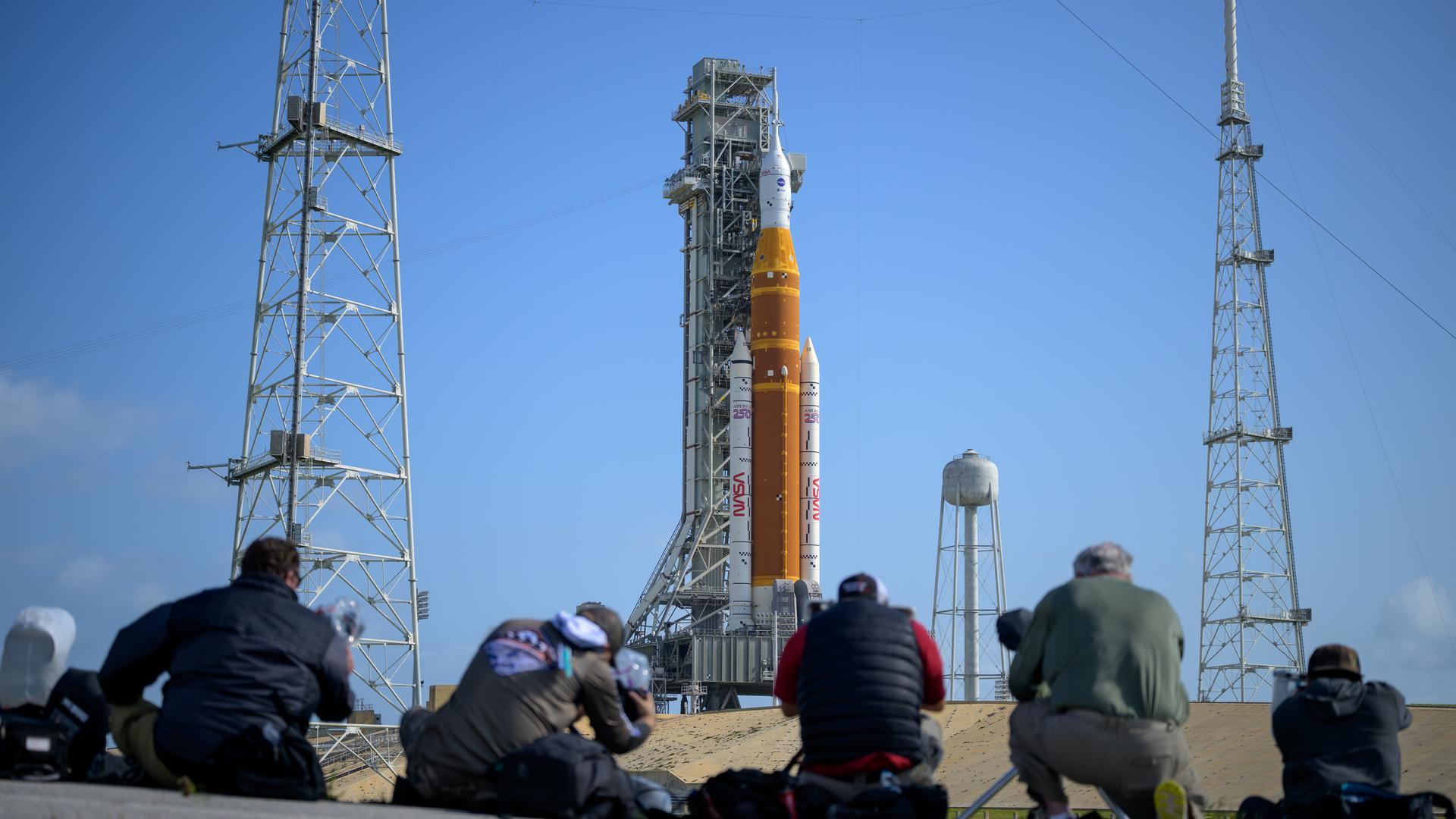 NASA 50 Yıl Sonra Ay'a İnsanlı Görev Başlatıyor: Artemis II Yolculuğu
