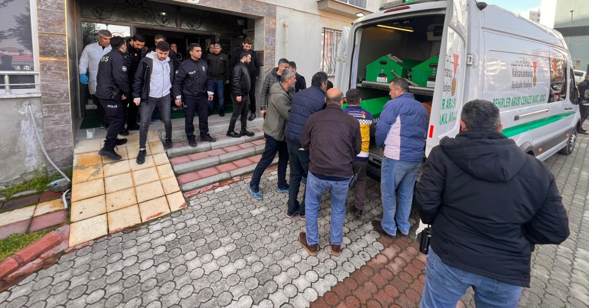 Babasını boğazından bıçakladı! Kahramanmaraş olayı