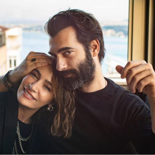 "Aşık olan herkes etrafını satar"