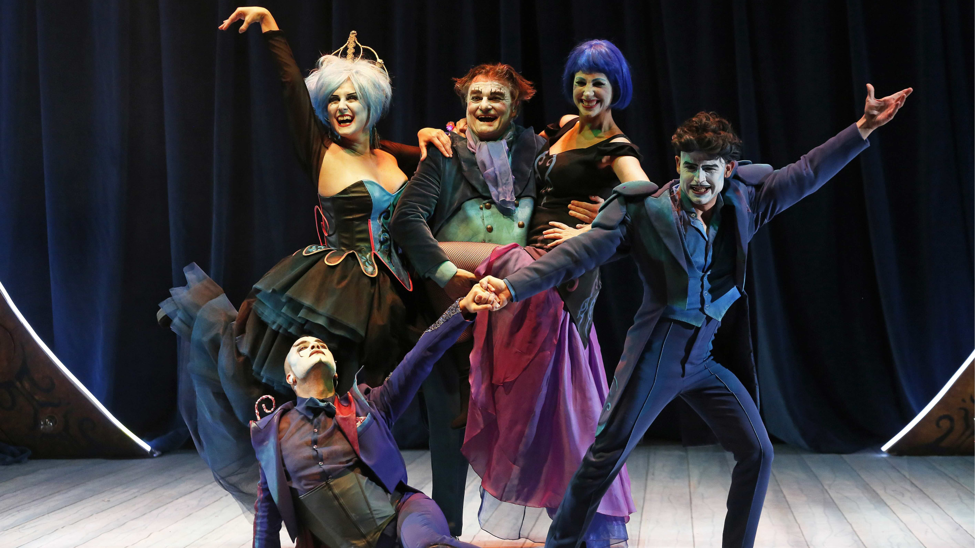 İspanyol Yllana Topluluğu'nun Komik Opera Gösterisi 'The Opera Locos' İstanbul'da