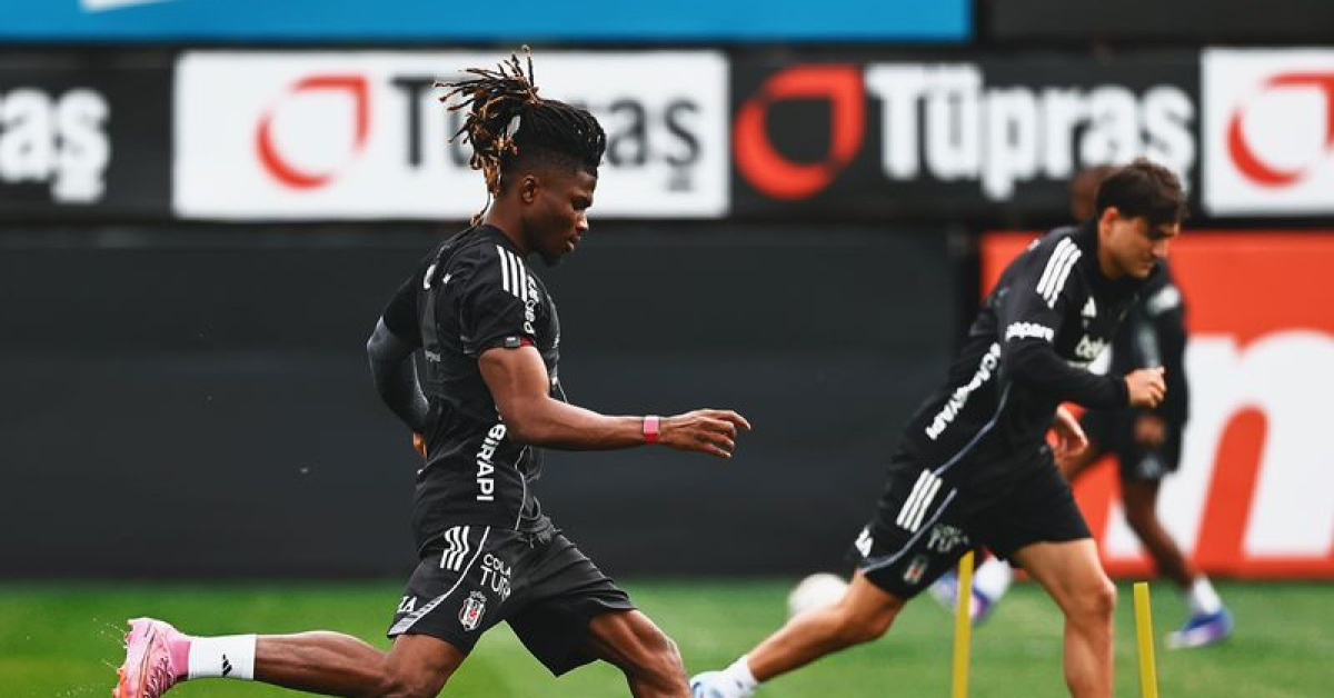 Beşiktaş Antrenmanı: Topçu ve Toure Takımla Çalıştı