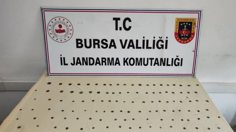 137 adet sikke ele geçirildi