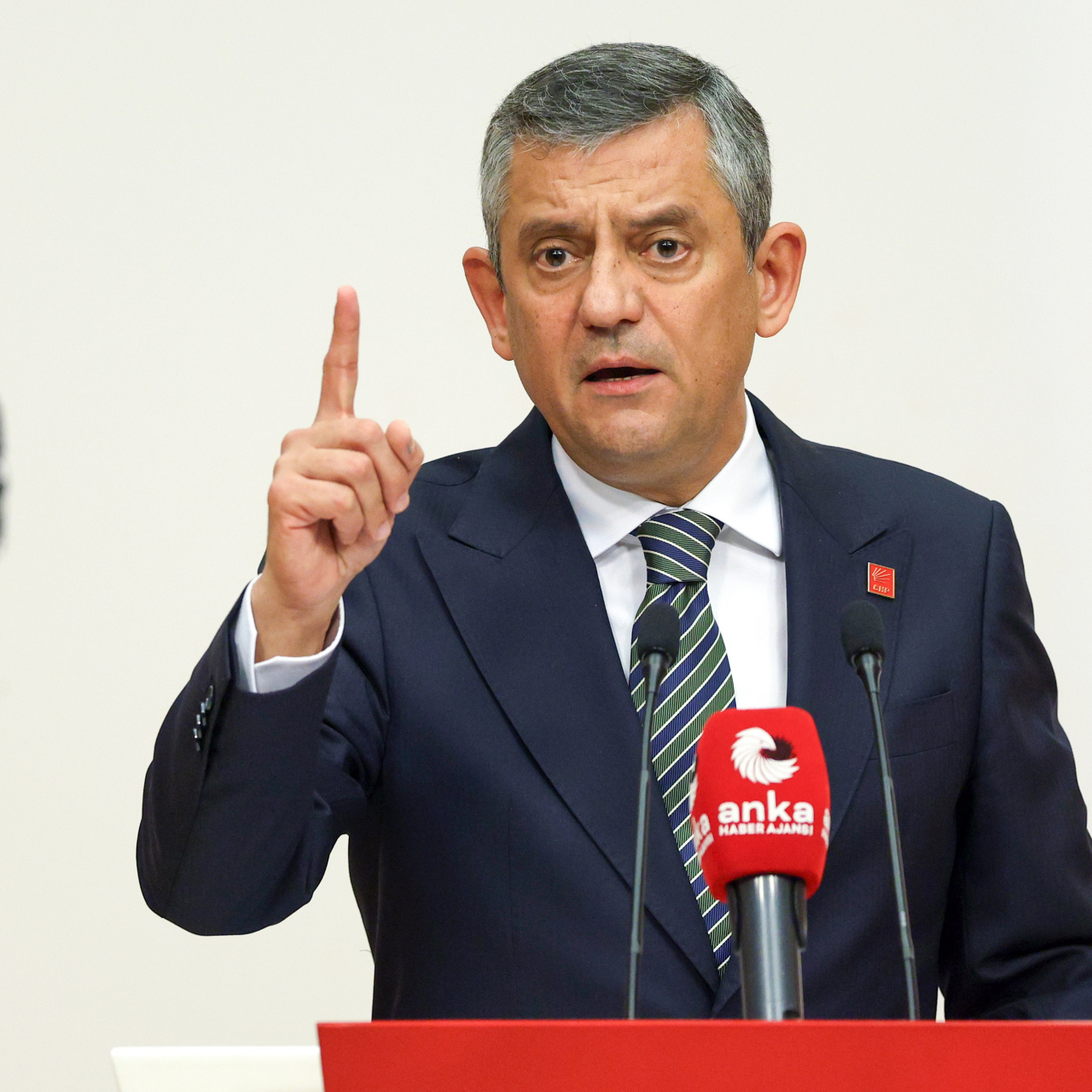 Özel, gündemi değerlendirdi