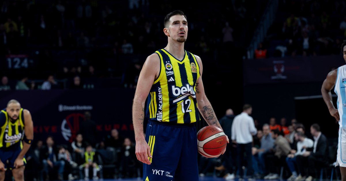Fenerbahçe Beko'da Nando De Colo'yasakatlık