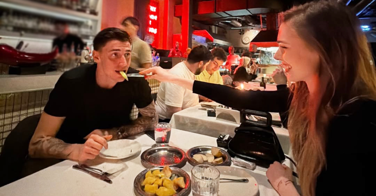 Berke Özer'indileği gerçek oldu - Gloria Dinov ile evliliğine