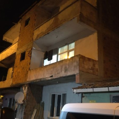 Yatağında uyurken katili balkondan eve girdi!