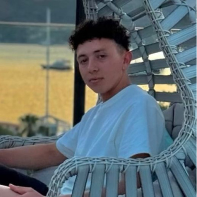 Motosikletli genç can verdi