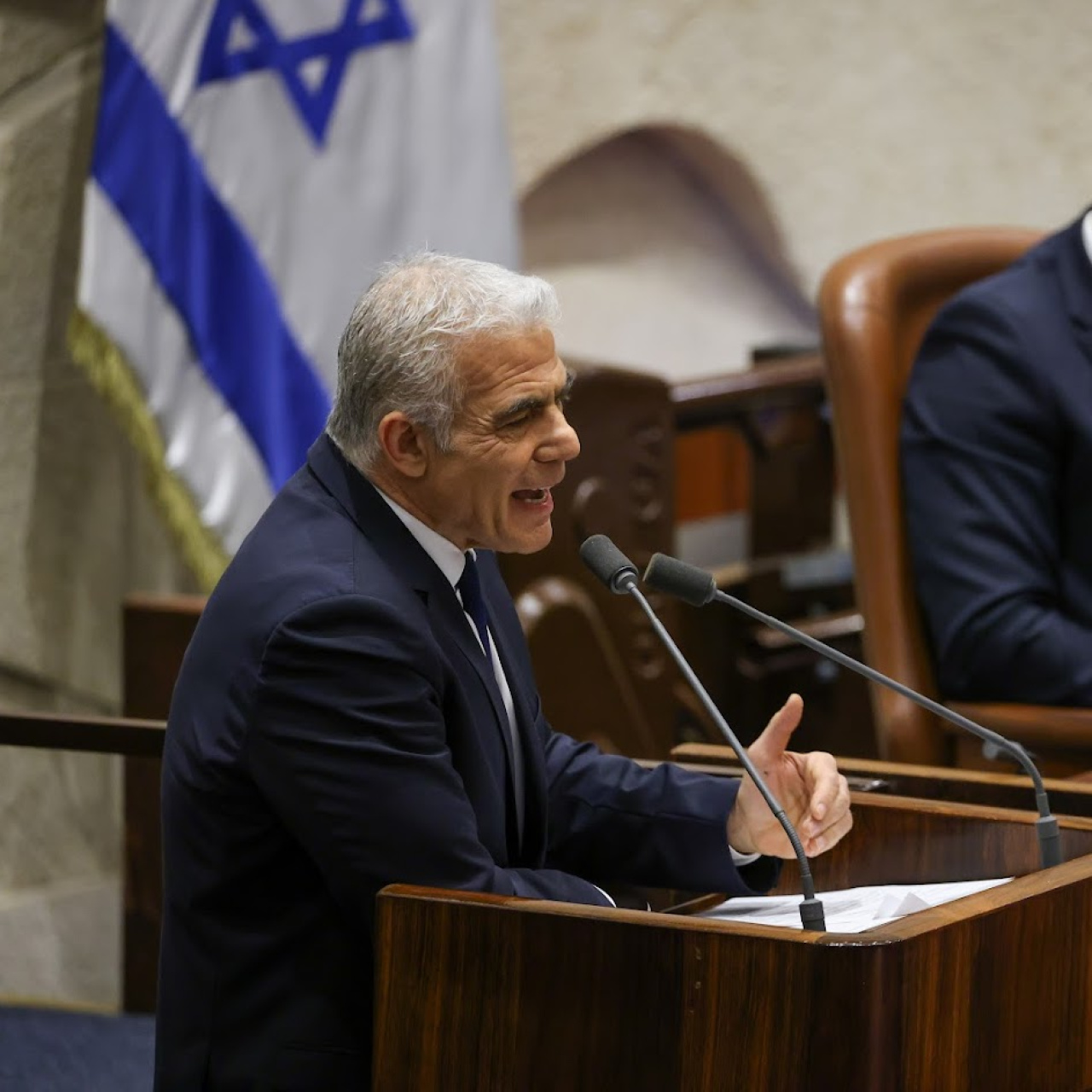 "Netanyahu İsrail'i içeriden parçalıyor"