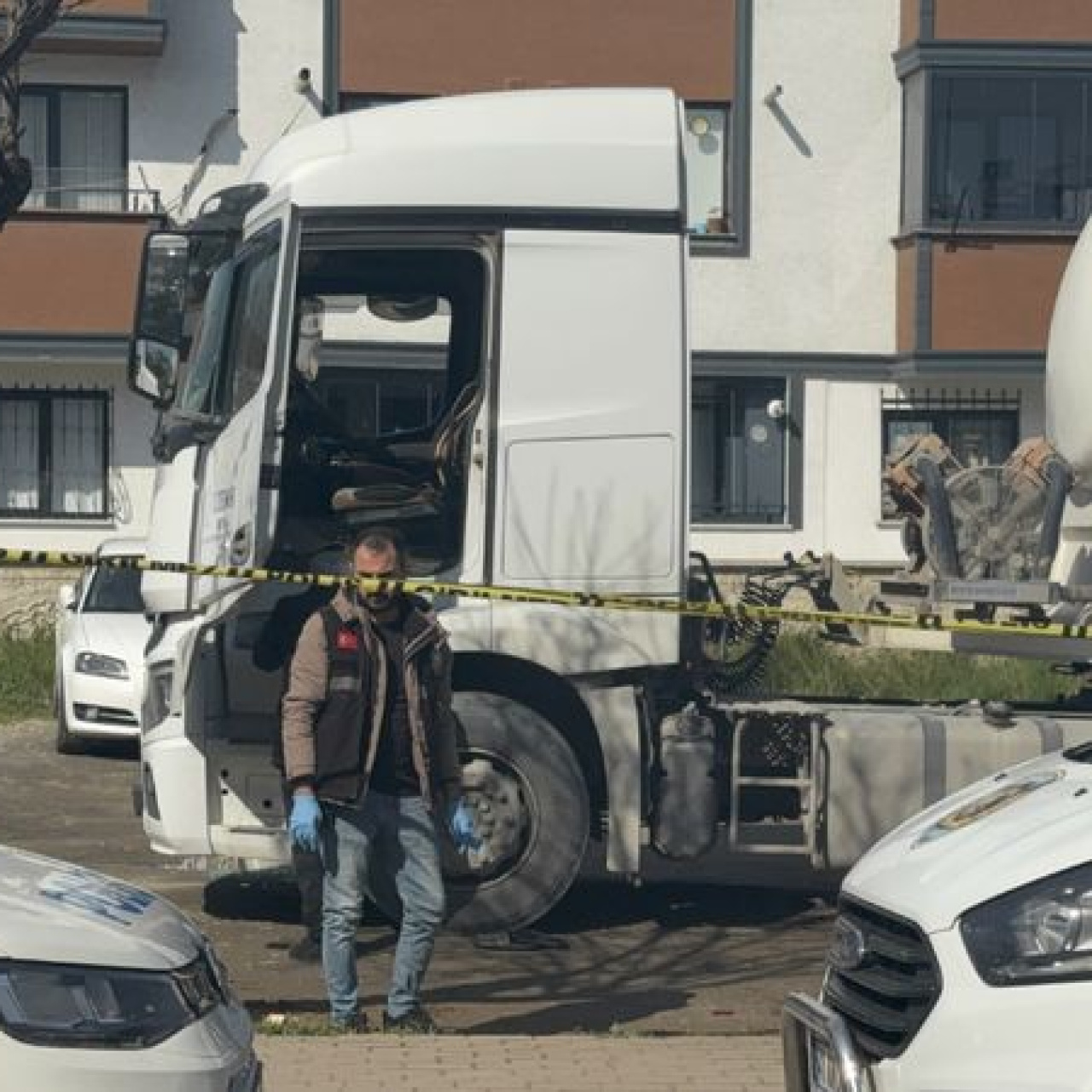 Kasklı katil ağabeyi çıktı! Öz kardeşe kanlı pusu!