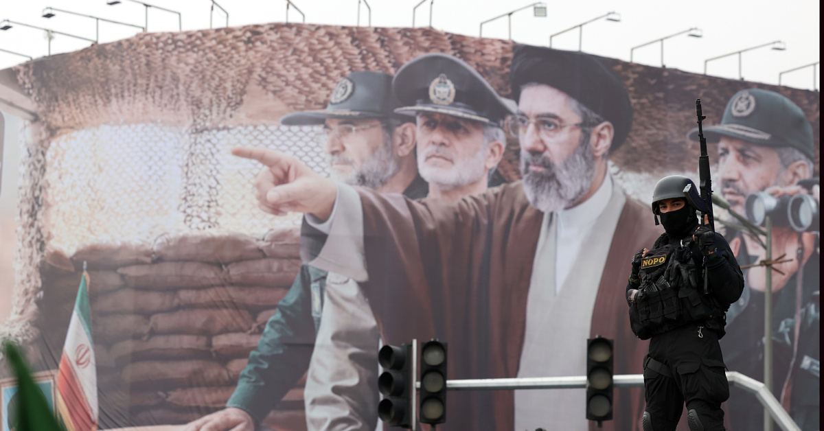 İran Hizbullah'adestek duyuru