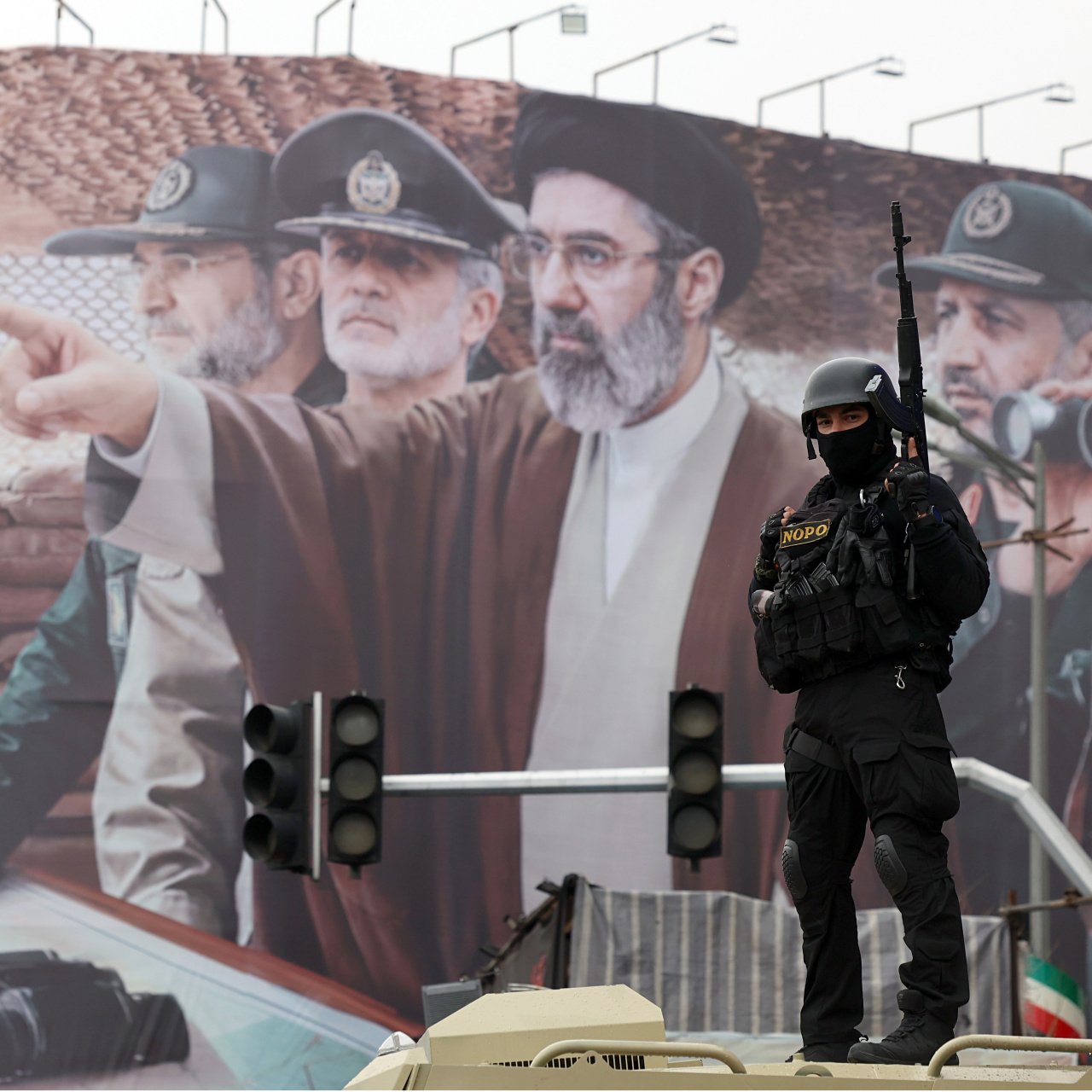 Hamaney: Hizbullah'a destek sürecek