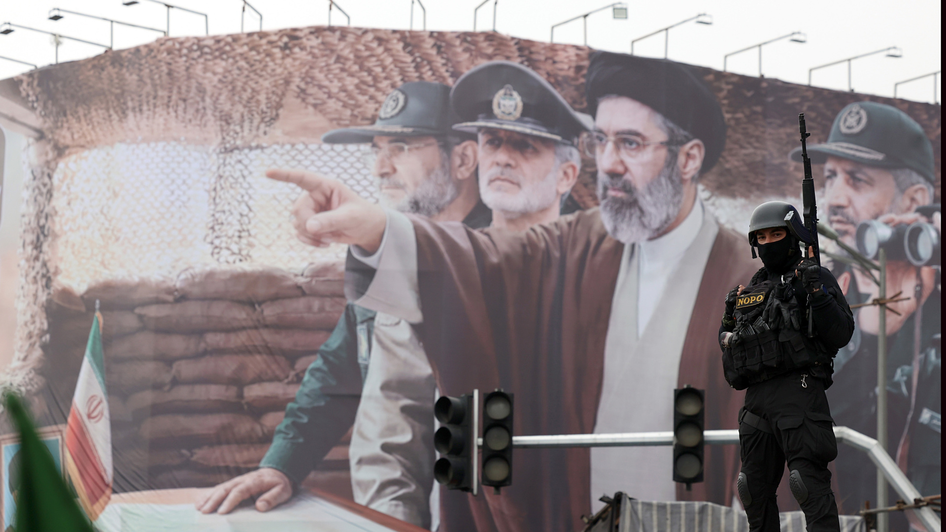 İran dini lideri Hamaney: İsrail'e karşı mücadele eden Hizbullah'a destek sürecek | Dış Haberler