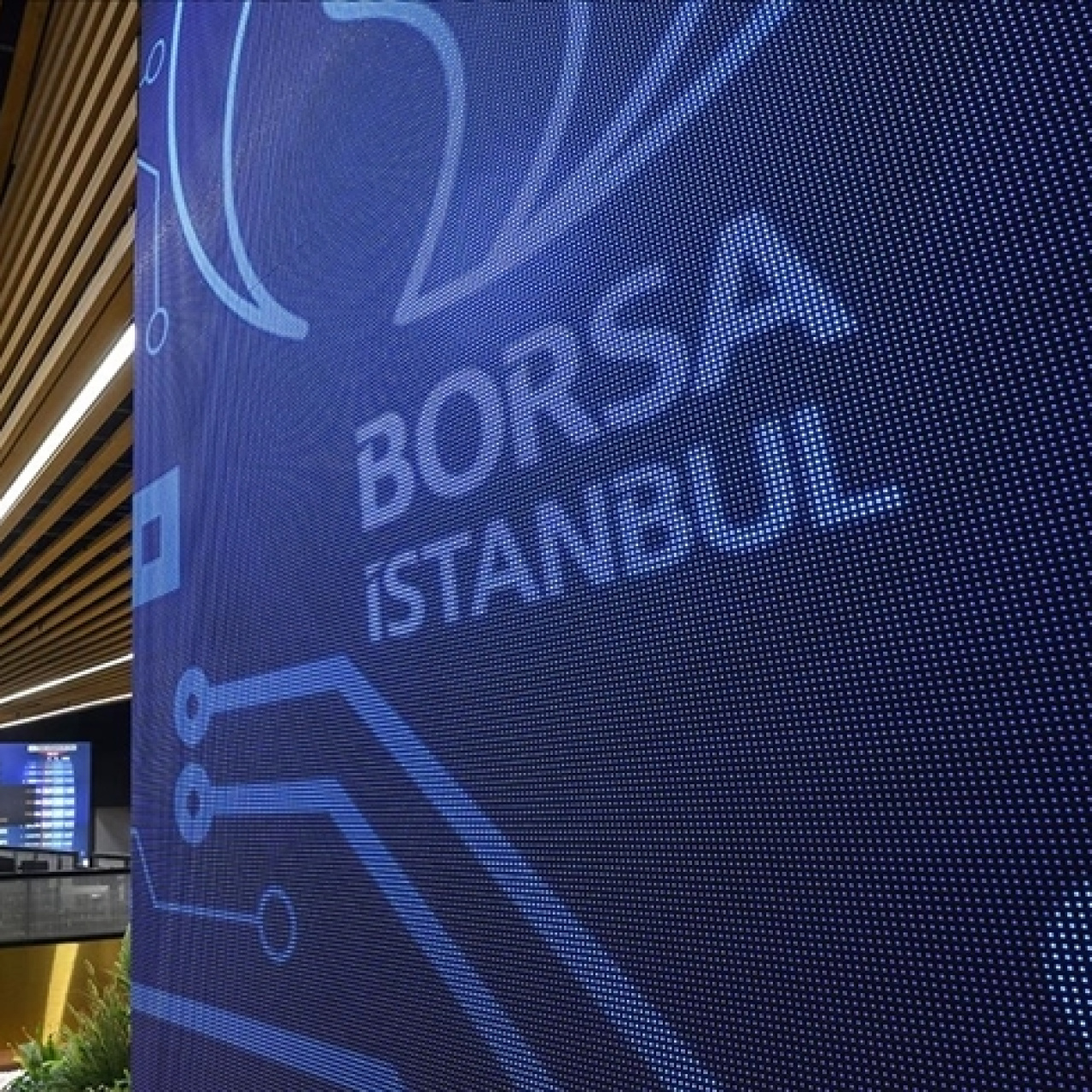 Borsa günü yükselişle tamamladı
